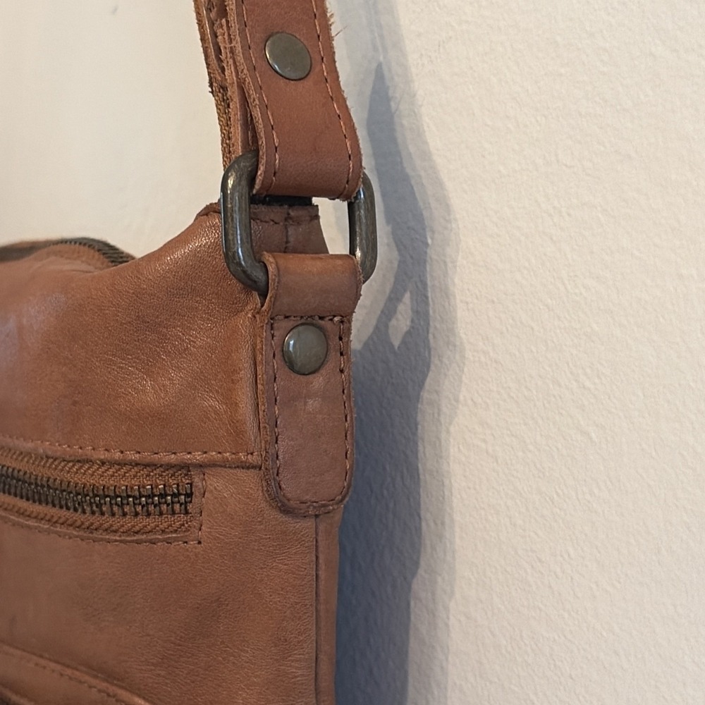 Cochor Brown Genuine Leather Multi Pocket Crossbody Bag Organizer Purse - Picture 9 of 16